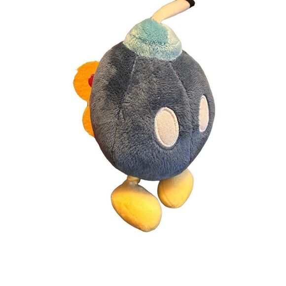 Super Mario Bros Bob-Omb Plushie With Tags 8” 2020 - Picture 4 of 9